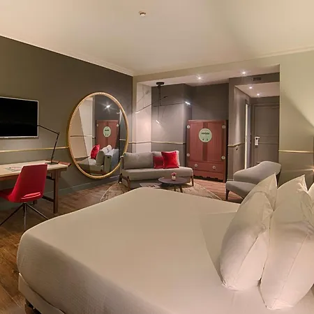 Hotel Nh Collection Porta Nuova 4*